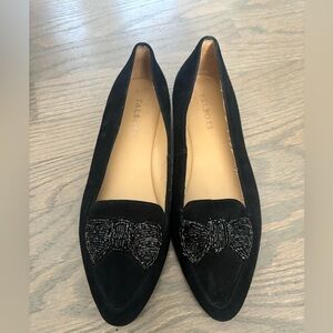 Talbots black suede flats with a beaded bow accent women’s size 7.5